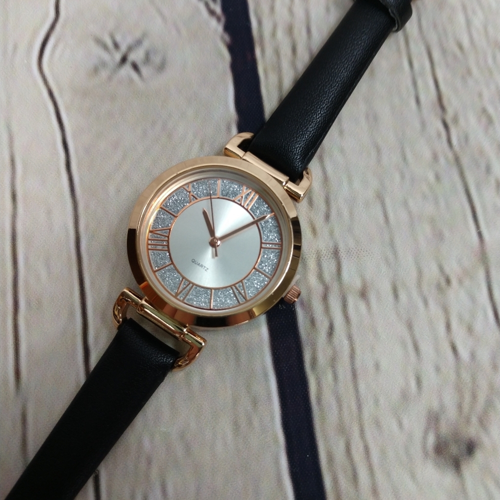Watch - Picture 4 of 4